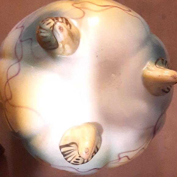 Antique NIPPON? footed vase - Picture 2 of 3